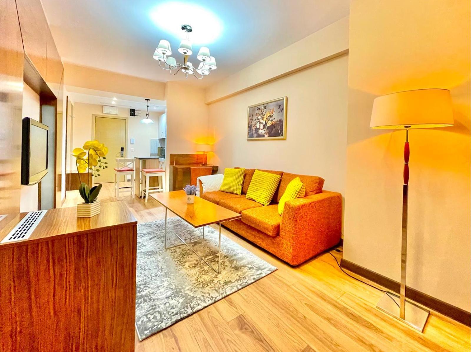 Royal Studio Apartment With A Perfect View - Yamaluxe 布加勒斯特 外观 照片